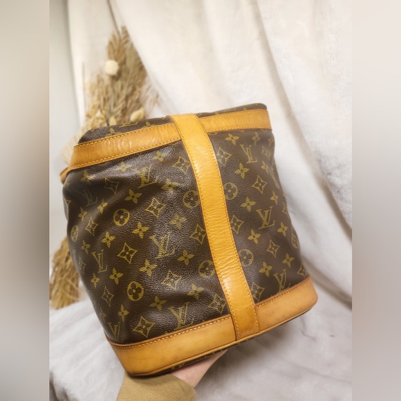 Auth Louis Vuitton Cruiser 40 - Picture 4 of 16